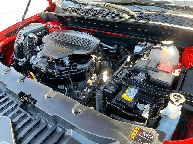 2022 Chevrolet Blazer Vehicle Photo in MOON TOWNSHIP, PA 15108-2571