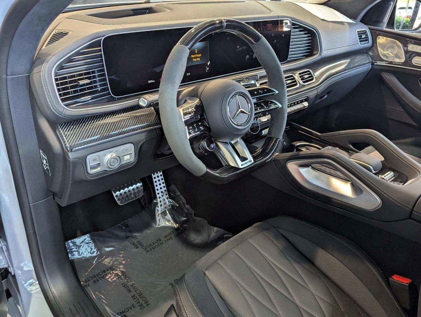 2025 Mercedes-Benz GLE Vehicle Photo in Delray Beach, FL 33444