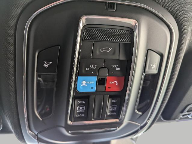 2025 Jeep Grand Cherokee Vehicle Photo in Oshkosh, WI 54901