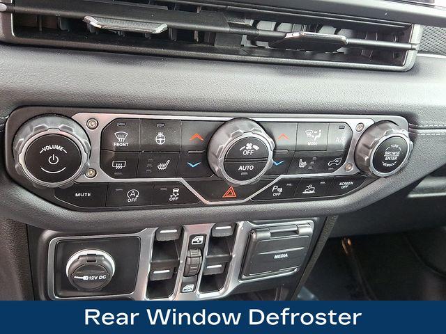 2024 Jeep Wrangler Vehicle Photo in DANBURY, CT 06810-5034