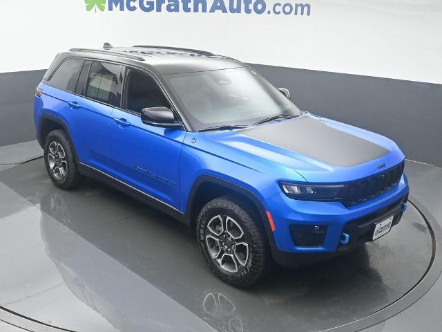 2023 Jeep Grand Cherokee 4xe Vehicle Photo in Cedar Rapids, IA 52402