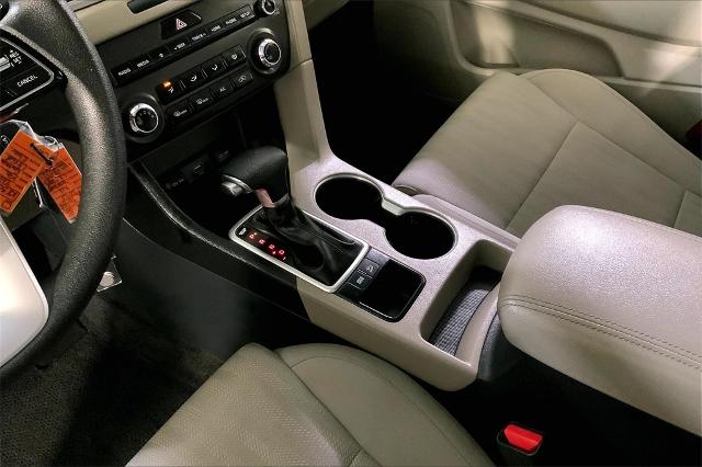 2021 Kia Sportage Vehicle Photo in Lees Summit, MO 64086