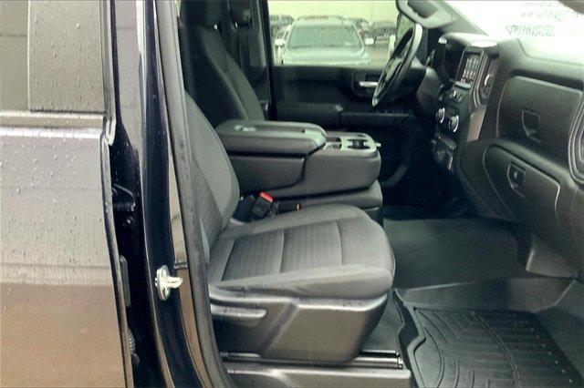 2024 Chevrolet Silverado 2500 HD Vehicle Photo in TOPEKA, KS 66609-0000