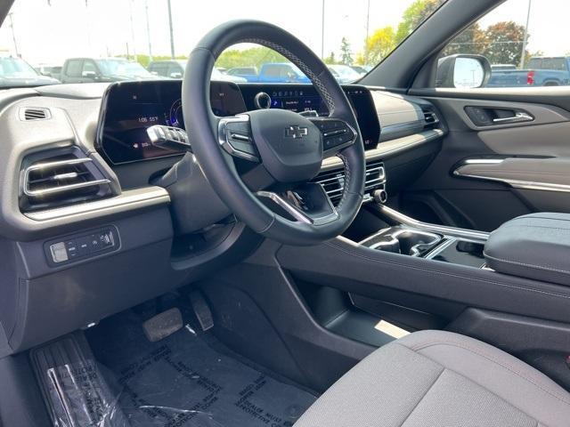 2024 Chevrolet Traverse Vehicle Photo in GREEN BAY, WI 54304-5303