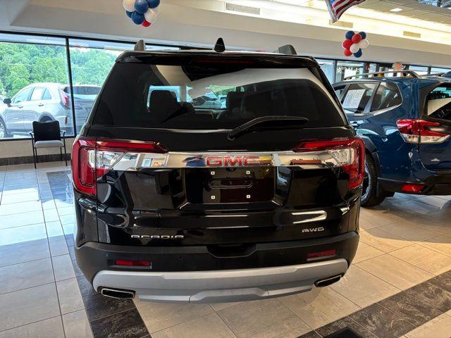 2023 GMC Acadia Vehicle Photo in Pleasant Hills, PA 15236