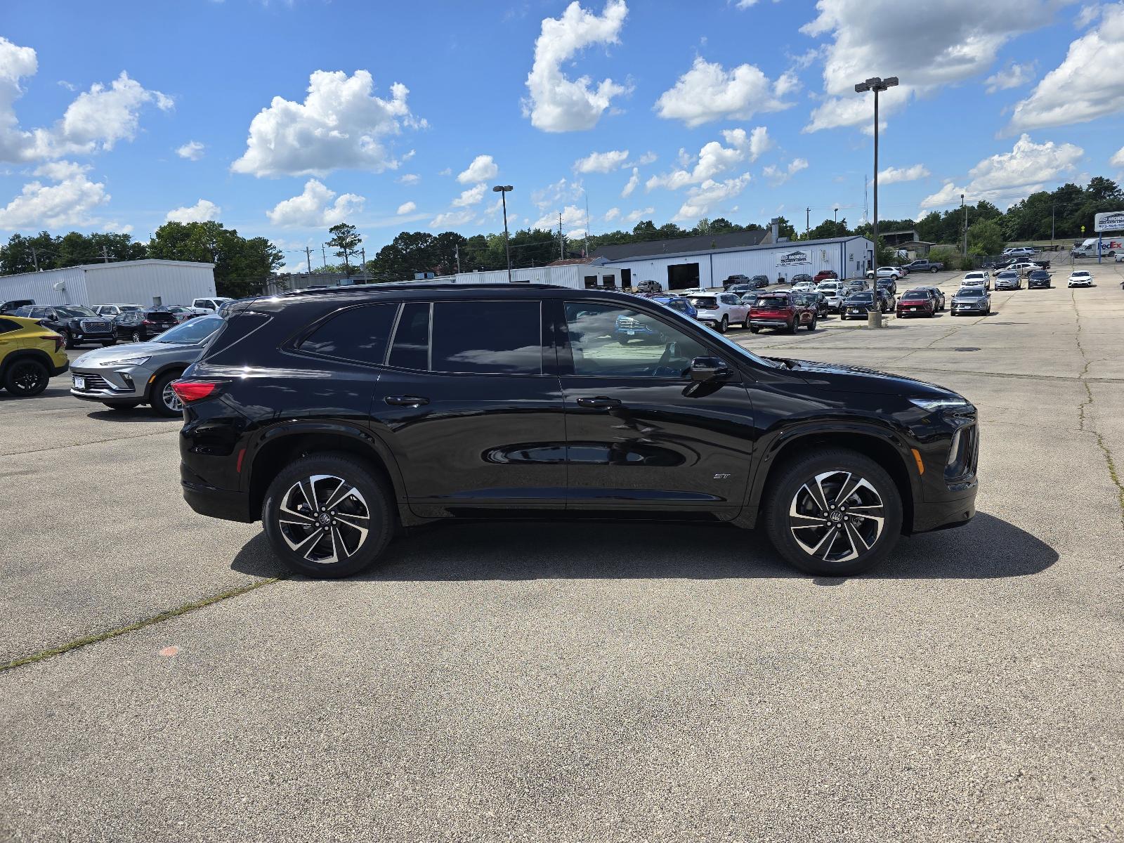 2025 Buick Enclave Vehicle Photo in Rolla, MO 65401