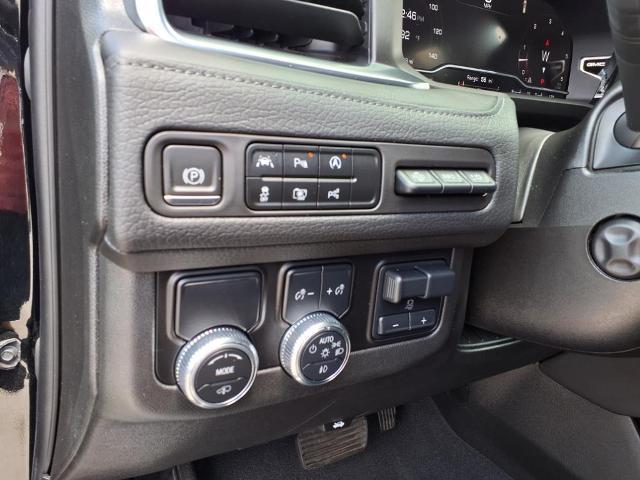 2023 GMC Yukon XL Vehicle Photo in Tampa, FL 33612
