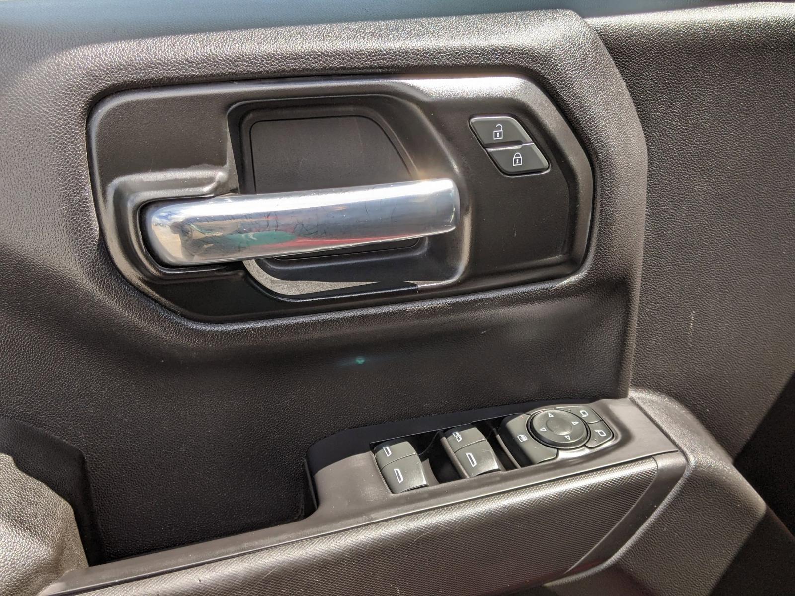 2021 Chevrolet Silverado 1500 Vehicle Photo in Seguin, TX 78155