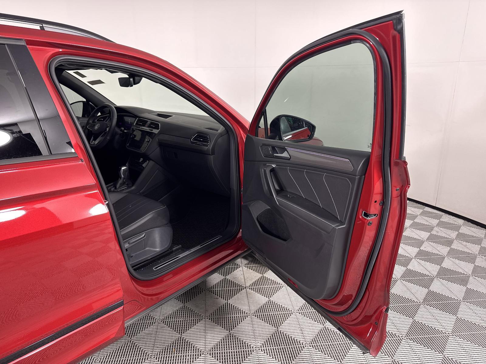 2024 Volkswagen Tiguan Vehicle Photo in Georgetown, TX 78626