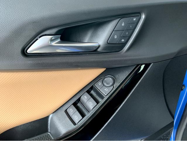2025 Chevrolet Equinox Vehicle Photo in BEAUFORT, SC 29906-4218
