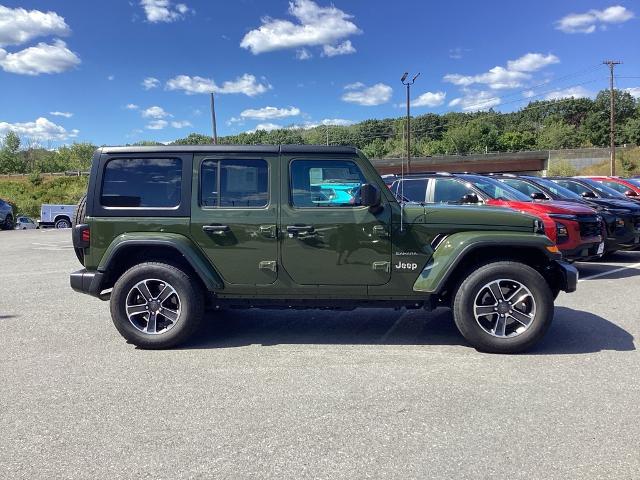 2023 Jeep Wrangler Vehicle Photo in Gardner, MA 01440