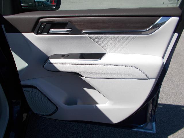 2026 GMC Acadia Vehicle Photo in LOWELL, MA 01852-4336