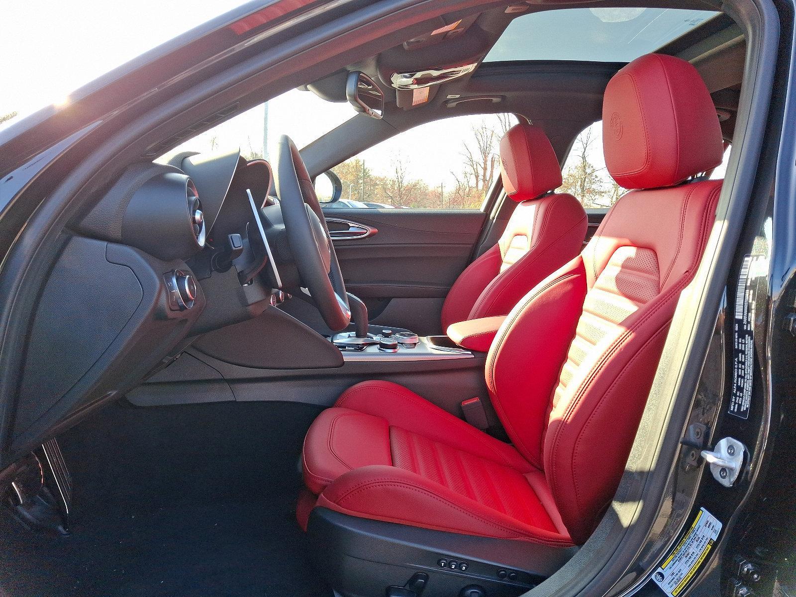 2025 Alfa Romeo Giulia Vehicle Photo in Willow Grove, PA 19090