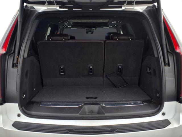 2023 Cadillac Escalade Vehicle Photo in SMITHTOWN, NY 11787-5023