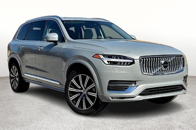 2025 Volvo XC90 Vehicle Photo in Houston, TX 77007