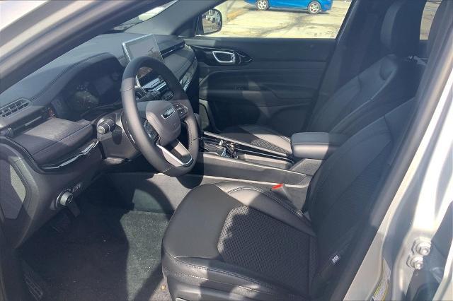 2025 Jeep Compass Vehicle Photo in Kansas City, MO 64114