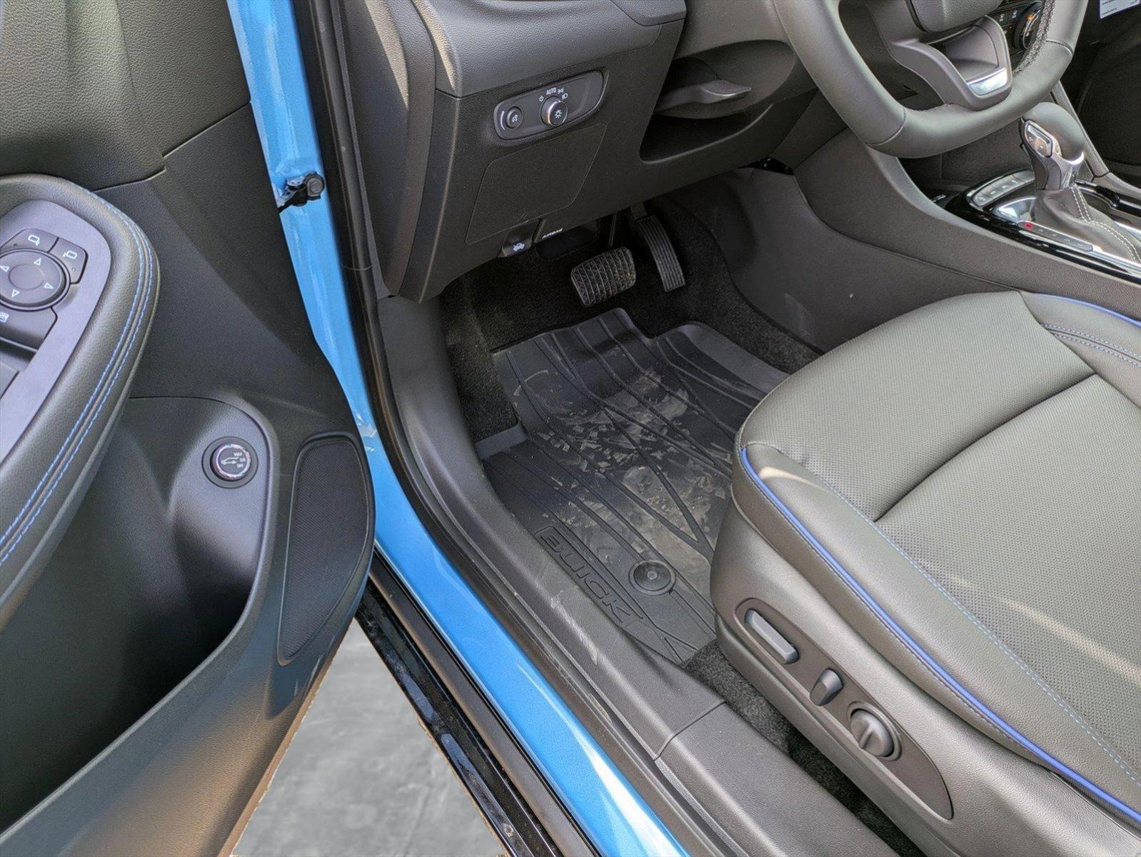 2025 Buick Encore GX Vehicle Photo in GOLDEN, CO 80401-3850