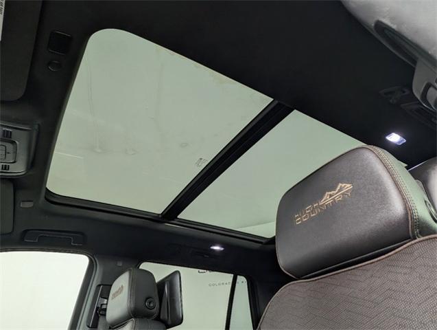 2022 Chevrolet Tahoe Vehicle Photo in ENGLEWOOD, CO 80113-6708