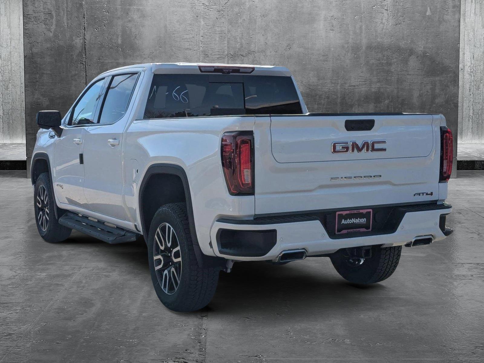 2025 GMC Sierra 1500 Vehicle Photo in LONE TREE, CO 80124-2750