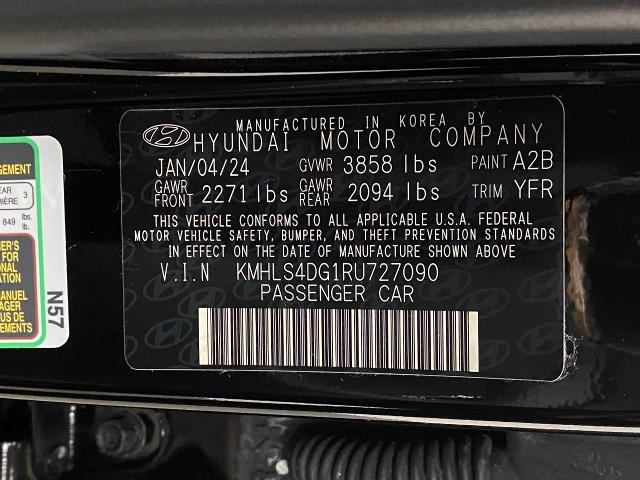 2024 Hyundai ELANTRA Vehicle Photo in Appleton, WI 54913