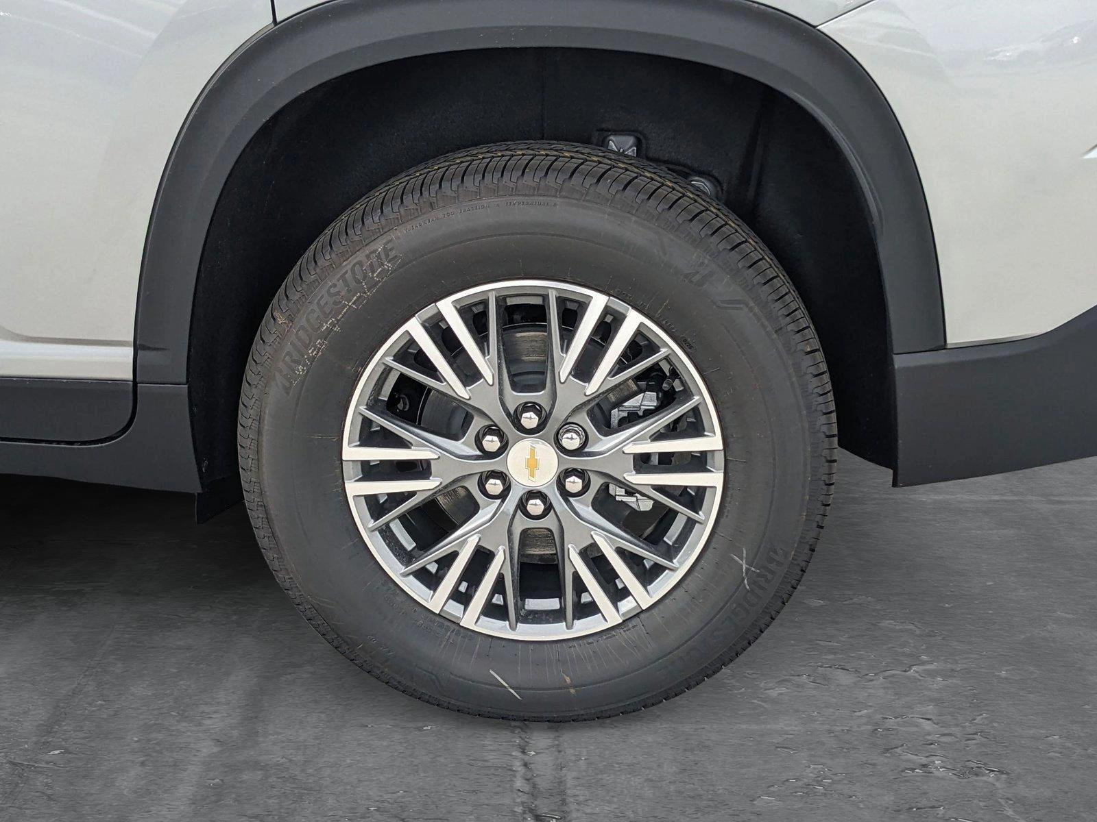 2025 Chevrolet Traverse Vehicle Photo in MIAMI, FL 33172-3015