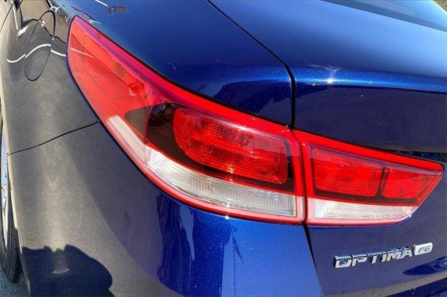 2018 Kia Optima Vehicle Photo in KANSAS CITY, MO 64114-4502