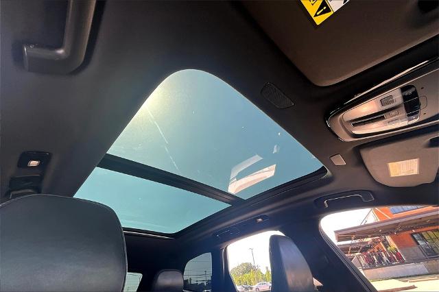 2022 Volvo XC60 Recharge Plug-In Hybrid Vehicle Photo in Houston, TX 77007