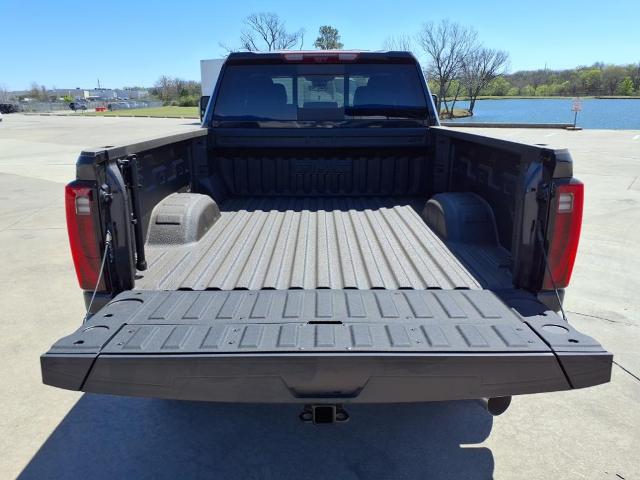 2025 GMC Sierra 2500 HD Vehicle Photo in Denton, TX 76205