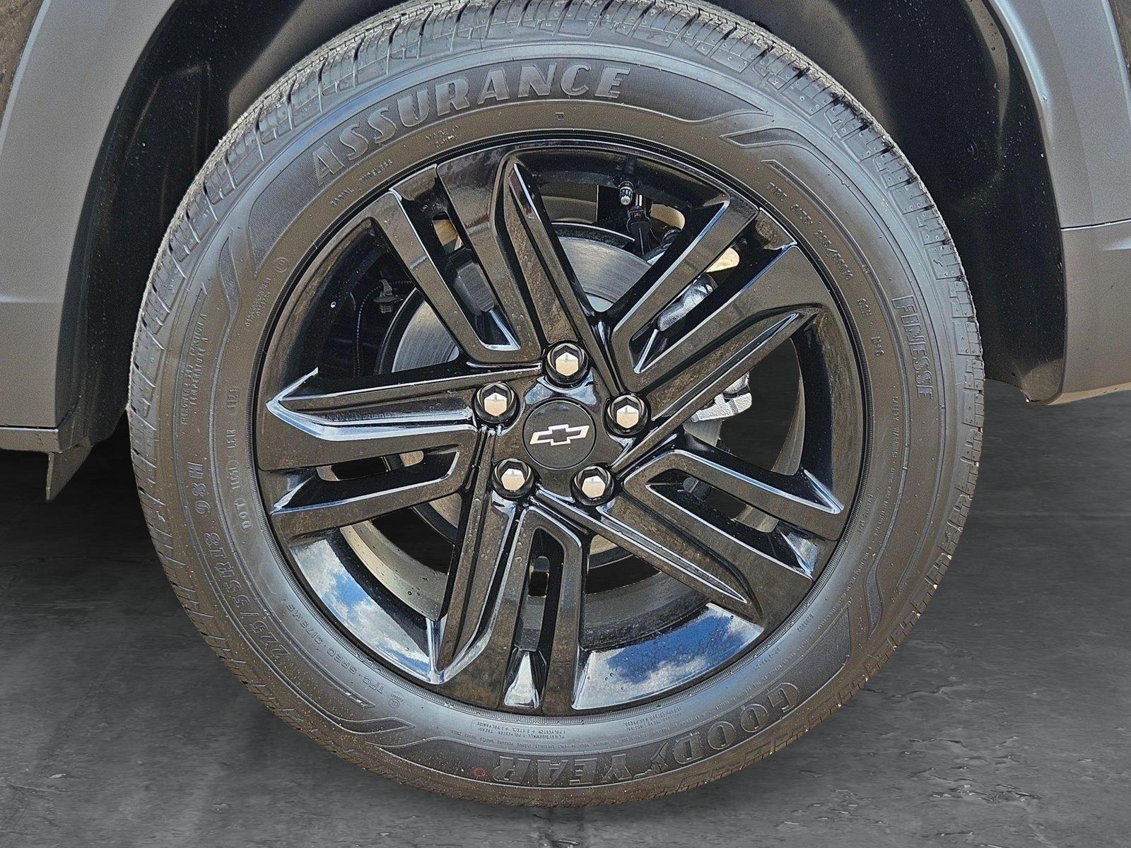 2025 Chevrolet Trax Vehicle Photo in WACO, TX 76710-2592
