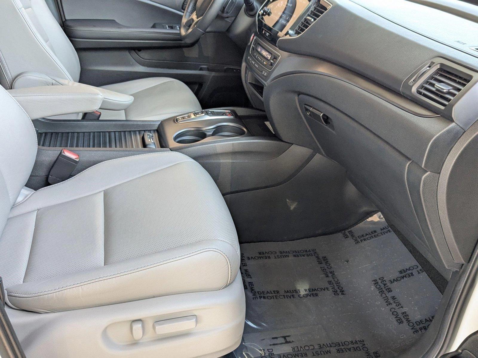 2023 Honda Passport Vehicle Photo in Miami, FL 33015
