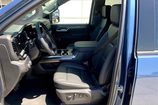 2025 Chevrolet Silverado 2500 HD Vehicle Photo in TOPEKA, KS 66609-0000