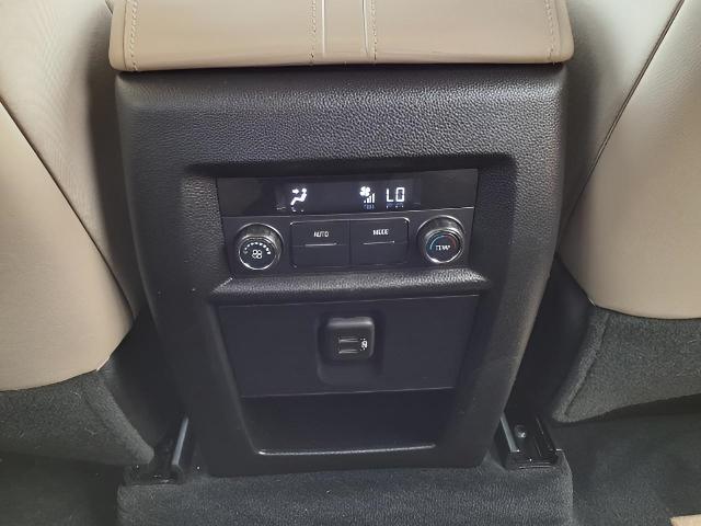 2022 Chevrolet Traverse Vehicle Photo in Oshkosh, WI 54904