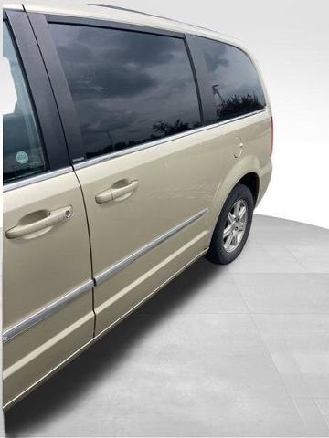 2012 Chrysler Town & Country Vehicle Photo in Fishers, IN 46038