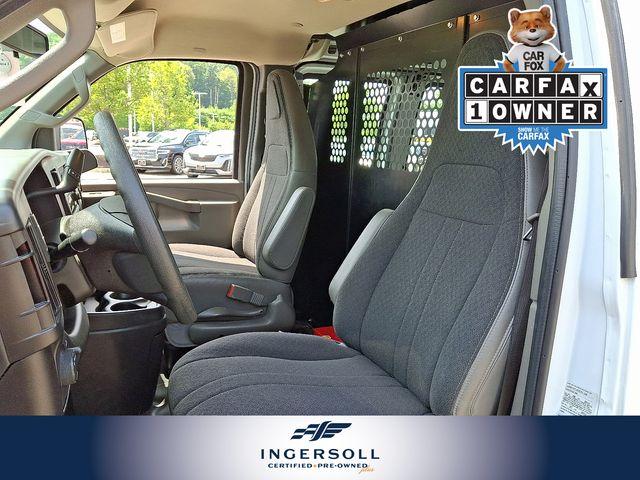 2023 Chevrolet Express Cargo 2500 Vehicle Photo in WATERTOWN, CT 06795-3318