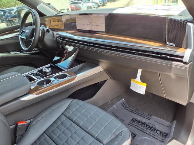 2025 Cadillac Escalade Vehicle Photo in Tampa, FL 33612