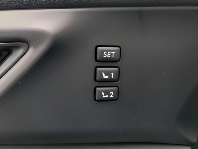 2025 Subaru Ascent Vehicle Photo in Green Bay, WI 54304