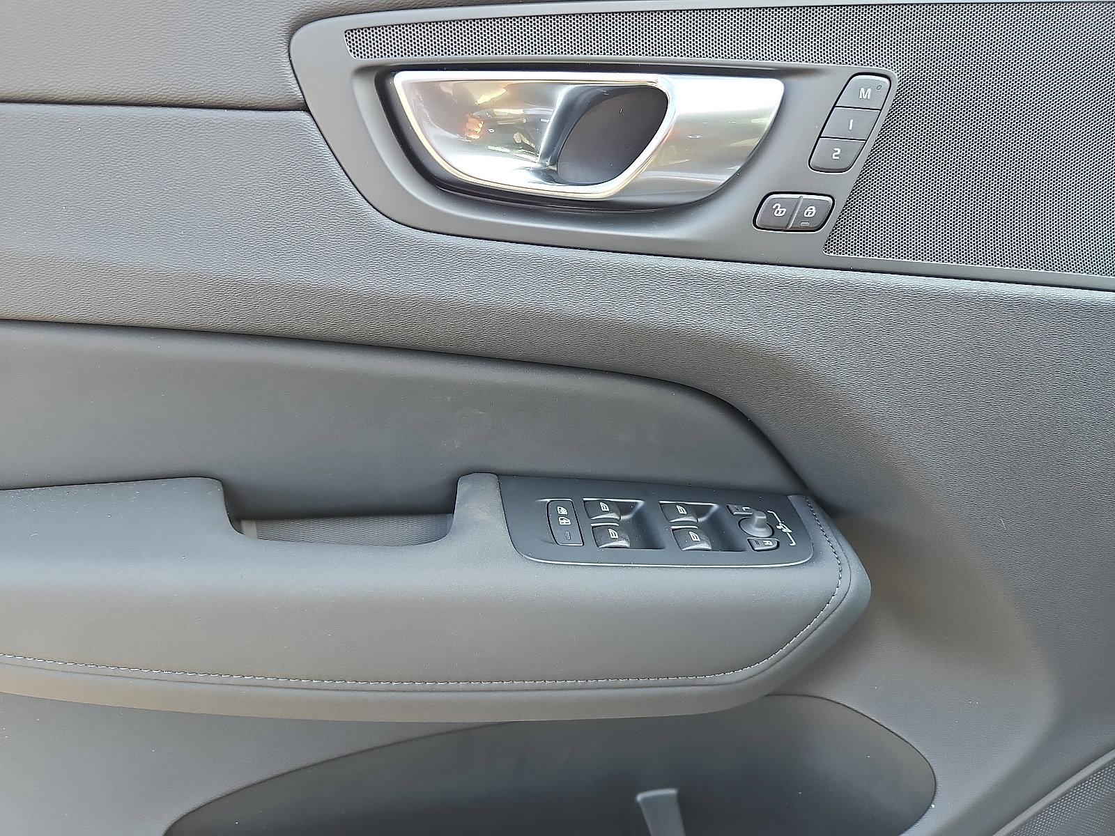 2026 Volvo XC60 Vehicle Photo in Trevose, PA 19053