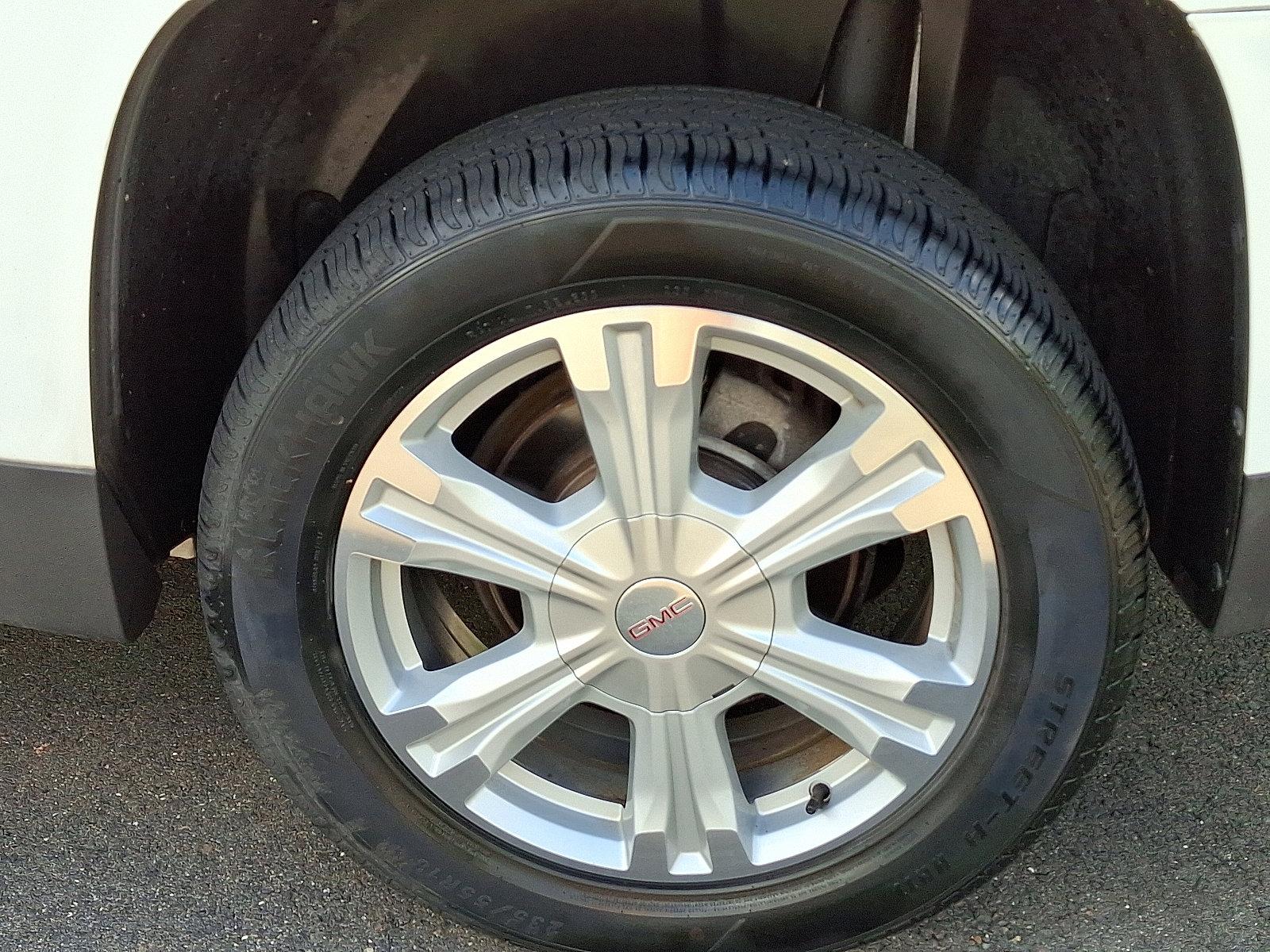 2017 GMC Terrain Vehicle Photo in Jenkintown, PA 19046