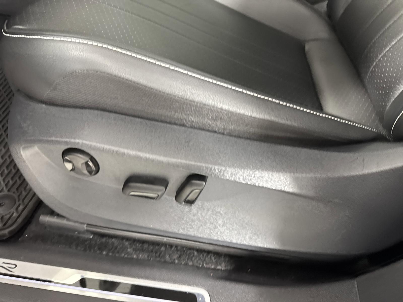2024 Volkswagen Tiguan Vehicle Photo in Georgetown, TX 78626