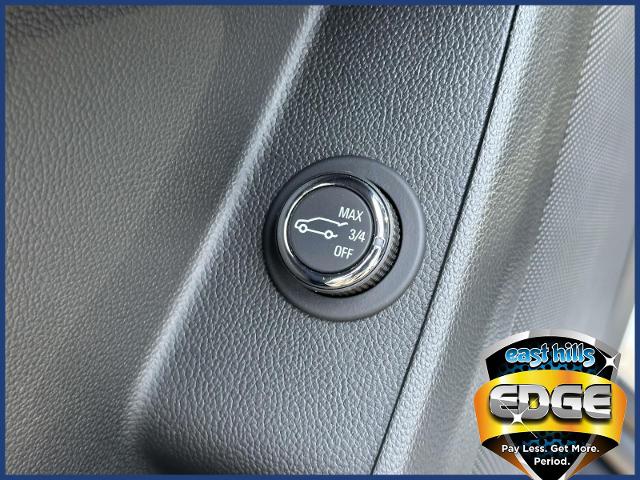 2023 Chevrolet Traverse Vehicle Photo in Roslyn, NY 11576