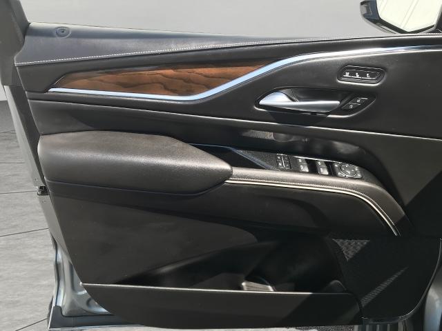 2023 Cadillac Escalade Vehicle Photo in GREEN BAY, WI 54303-3330