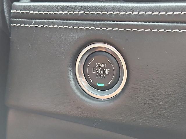 2025 Cadillac Escalade Vehicle Photo in TREVOSE, PA 19053-4984