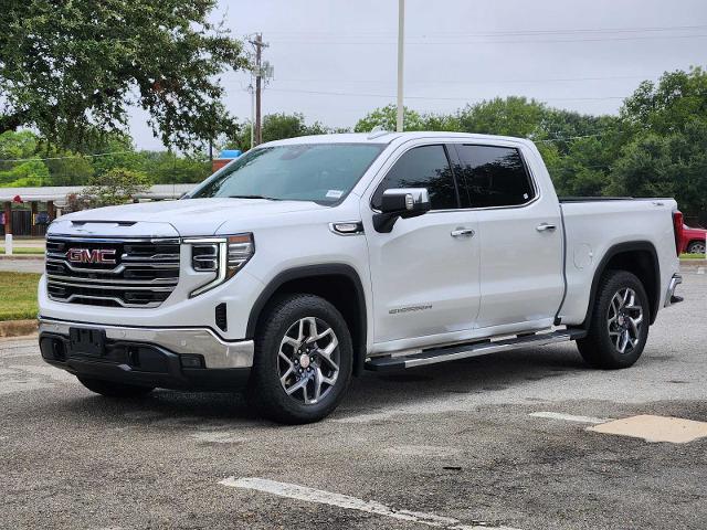 2024 GMC Sierra 1500 Vehicle Photo in DENTON, TX 76210-9321