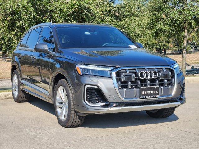 2025 Audi Q7 Vehicle Photo in HOUSTON, TX 77090