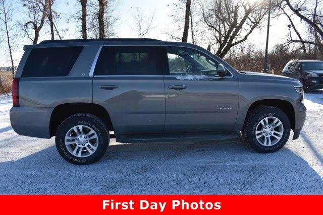 2017 Chevrolet Tahoe LT photo 3