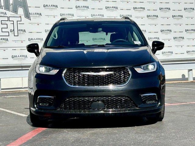 2022 Chrysler Pacifica Vehicle Photo in DALLAS, TX 75244-5909