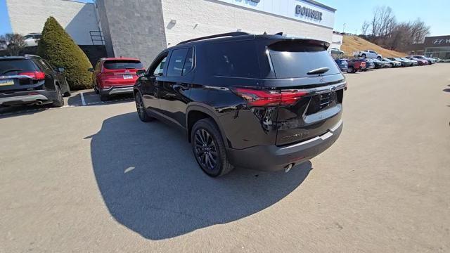 2022 Chevrolet Traverse Vehicle Photo in Pleasant Hills, PA 15236