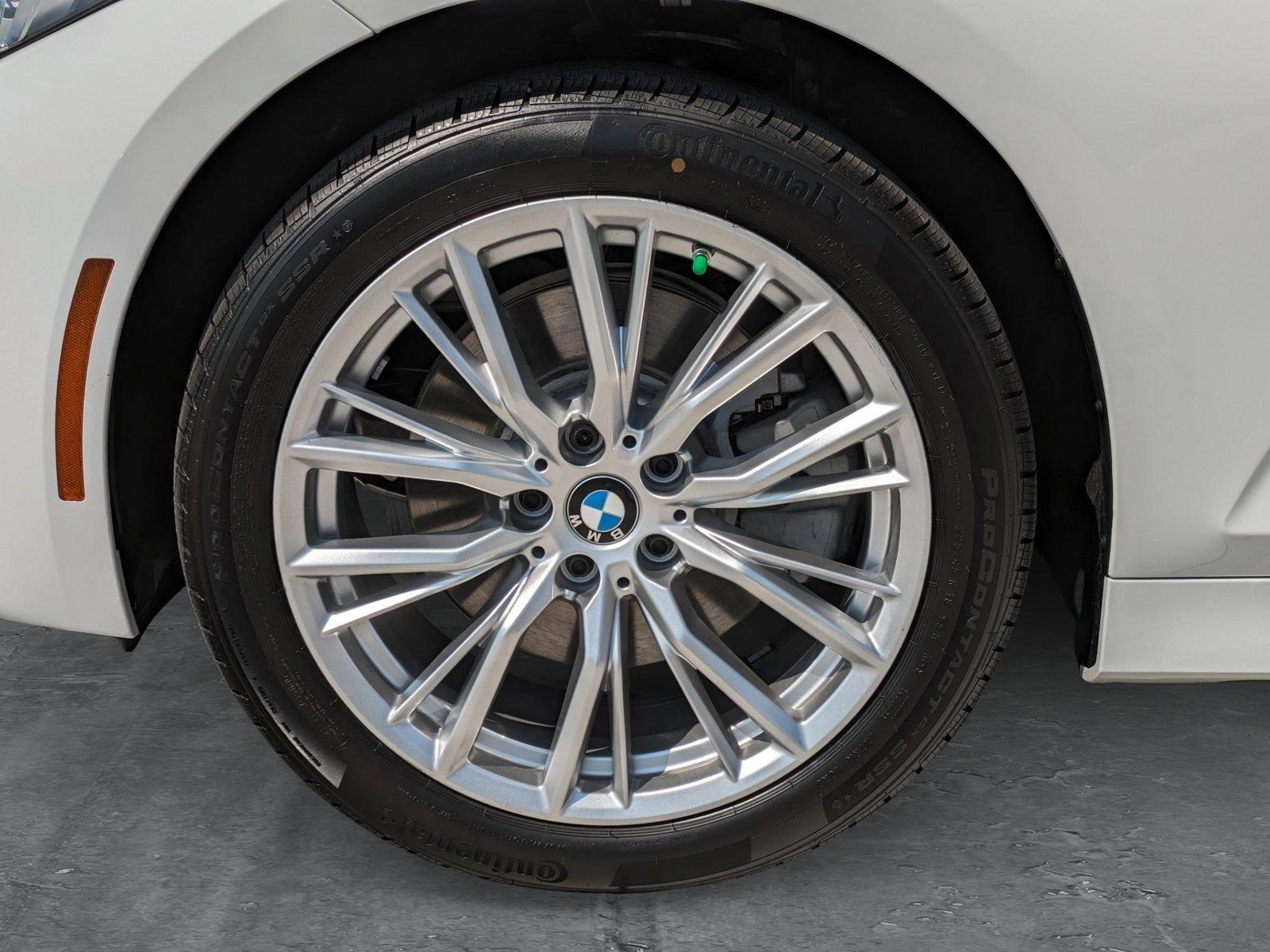 2024 BMW 330i xDrive Vehicle Photo in Rockville, MD 20852
