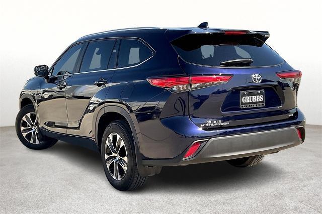 2023 Toyota Highlander Vehicle Photo in Grapevine, TX 76051