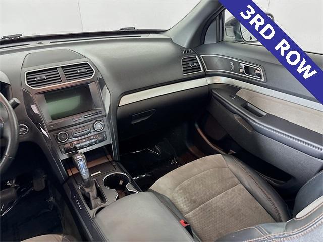 2017 Ford Explorer Vehicle Photo in Puyallup, WA 98371